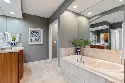 21957 Minnetonka Boulevard #17, Excelsior, MN 55331 - Photo 28