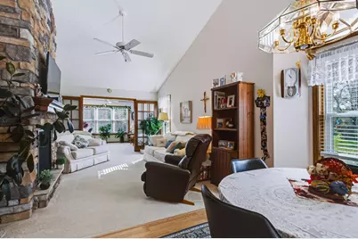 700 Leroy Lane #15, River Falls, WI 54022 - Photo 4