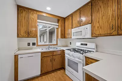 11105 Drake Street NW, Coon Rapids, MN 55433 - Photo 8