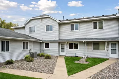 11105 Drake Street NW, Coon Rapids, MN 55433 - Photo 2