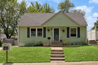 180 Westchester Drive, West Saint Paul, MN 55118 - Photo 1