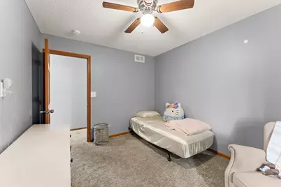 2554 Haller Lane E, Maplewood, MN 55119 - Photo 46