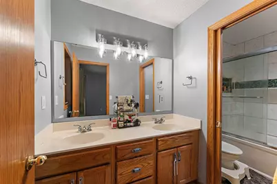 2554 Haller Lane E, Maplewood, MN 55119 - Photo 40