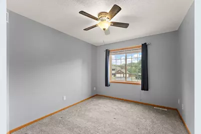 2554 Haller Lane E, Maplewood, MN 55119 - Photo 18