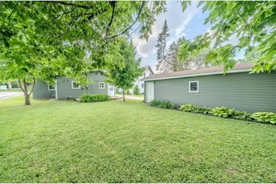709 Rossman Avenue, Detroit Lakes, MN 56501 - Photo 4