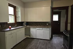 1105 Trott Ave SW, Willmar, MN 56201 - Photo 8