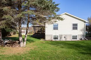 207 S Martin St, Elmwood, WI 54740 - Photo 34