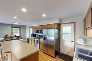 W544 Co Rd P, Fountain City, WI 54629 - Photo 4