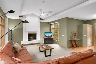 5054 Edgewater Drive, Savage, MN 55378 - Photo 10