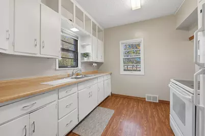 529 2nd Street SE, Saint Cloud, MN 56304 - Photo 4