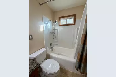 220 Merriam Avenue N, Thief River Falls, MN 56701 - Photo 16