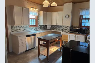 650 W 5th Street, Winona, MN 55987 - Photo 2