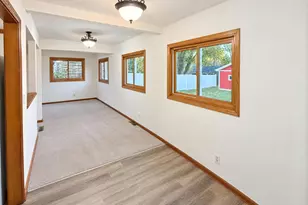 137 5th St N, Bayport, MN 55003 - Photo 6