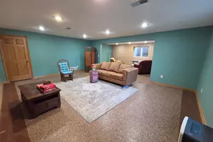 2327 Lake Ave, New Ulm, MN 56073 - Photo 16