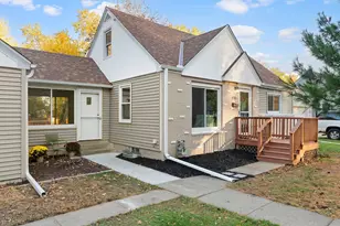 4740 Edgewood Ave N, Crystal, MN 55428 - Photo 1