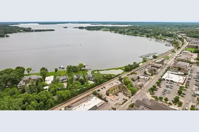 875 Lake Street #212, Wayzata, MN 55391 - Photo 2