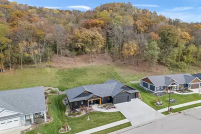 424 Valley Oaks Drive, Winona, MN 55987 - Photo 2