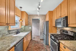 242 5th Ave N, Hopkins, MN 55343 - Photo 4