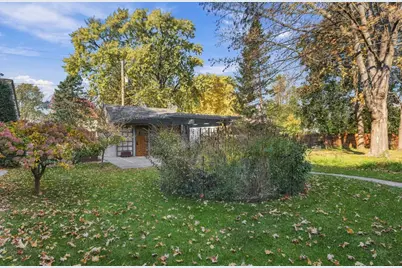 377 Woodlawn Avenue, Saint Paul, MN 55105 - Photo 30