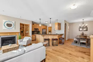 6715 Flycatcher Ln, Apple Valley, MN 55124 - Photo 8