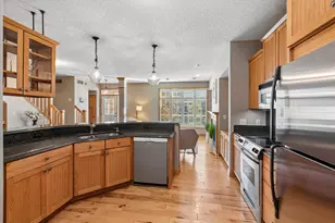 6715 Flycatcher Ln, Apple Valley, MN 55124 - Photo 16