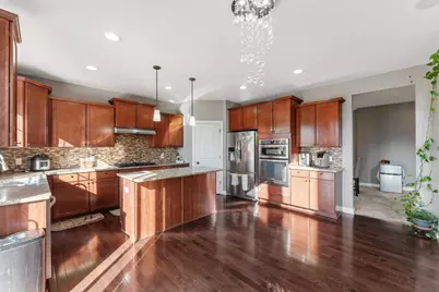 15930 Elmwood Way, Apple Valley, MN 55124 - Photo 10