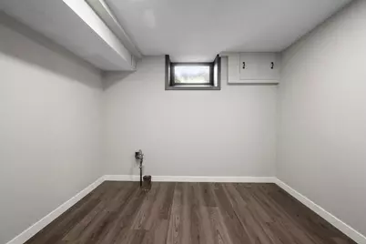 914 W 82nd Street, Bloomington, MN 55420 - Photo 50