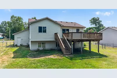 435 8th Avenue NE, Pine City, MN 55063 - Photo 4