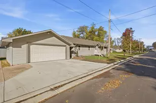 117 3rd St N, Kandiyohi, MN 56251 - Photo 1