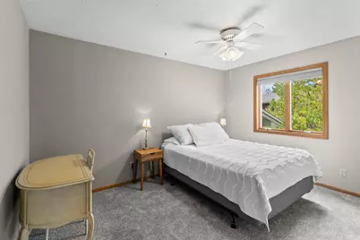 555 S Oak Drive, Vadnais Heights, MN 55127 - Photo 30