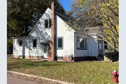 390 11th Street, Dawson, MN 56232 - Photo 2
