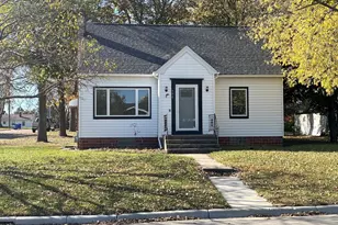 390 11th St, Dawson, MN 56232 - Photo 1