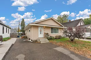 828 Deppe St, West Saint Paul, MN 55118 - Photo 1
