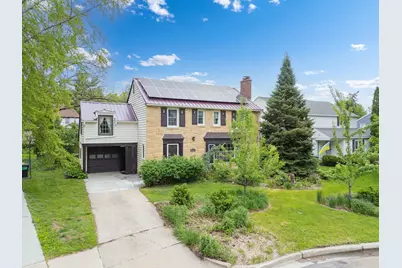 827 10 1/2 Street SW, Rochester, MN 55902 - Photo 2
