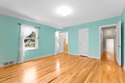 827 10 1/2 Street SW, Rochester, MN 55902 - Photo 16