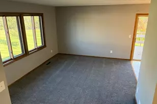 8422 Toledo Ave N, Brooklyn Park, MN 55443 - Photo 10