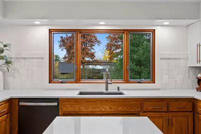 8281 Deer Pond Trail N, Lake Elmo, MN 55042 - Photo 22