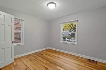 2942 Zenith Avenue N, Robbinsdale, MN 55422 - Photo 14