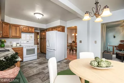 1366 Van Buren Avenue, Saint Paul, MN 55104 - Photo 24