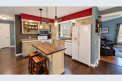 1551 260th Avenue, Luck, WI 54853 - Photo 6