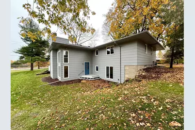 400 Ivanhoe Avenue, Northfield, MN 55057 - Photo 4