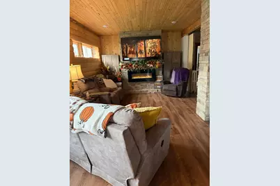 211 Park Street, Emmons, MN 56029 - Photo 6