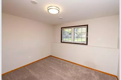 1800 Webber Street, White Bear Lake, MN 55110 - Photo 28
