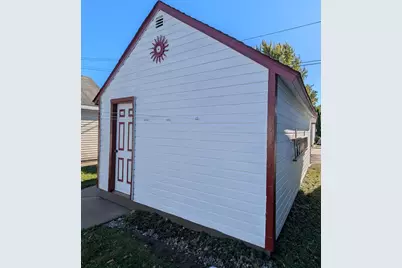 619 E King Street, Winona, MN 55987 - Photo 22