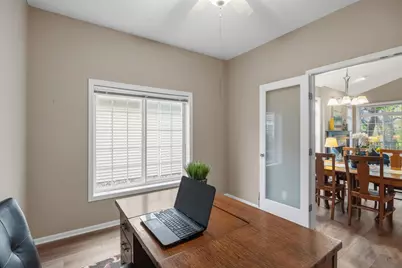 162 Lakeview Road E, Chanhassen, MN 55317 - Photo 18