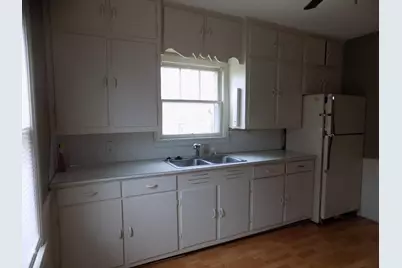 709 4th Avenue N, Lakefield, MN 56150 - Photo 2