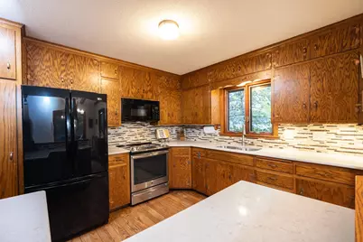 2420 W 106th Street, Bloomington, MN 55431 - Photo 2