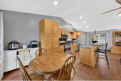 30573 Redding Avenue, Shafer, MN 55074 - Photo 10