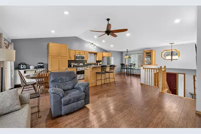 30573 Redding Avenue, Shafer, MN 55074 - Photo 8