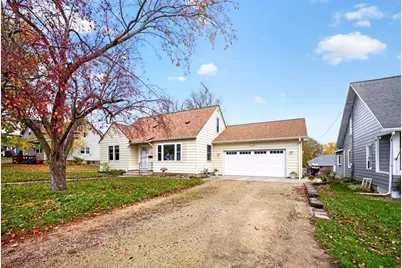 750 W 4th Street, Zumbrota, MN 55992 - Photo 2